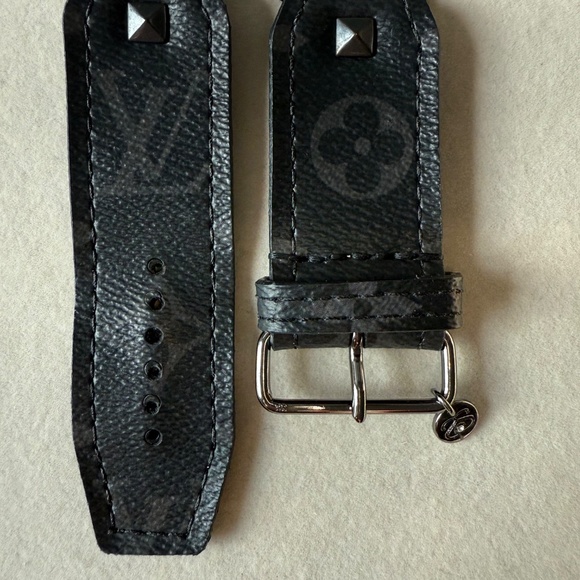 Apple Watchband - Picture 2 of 4